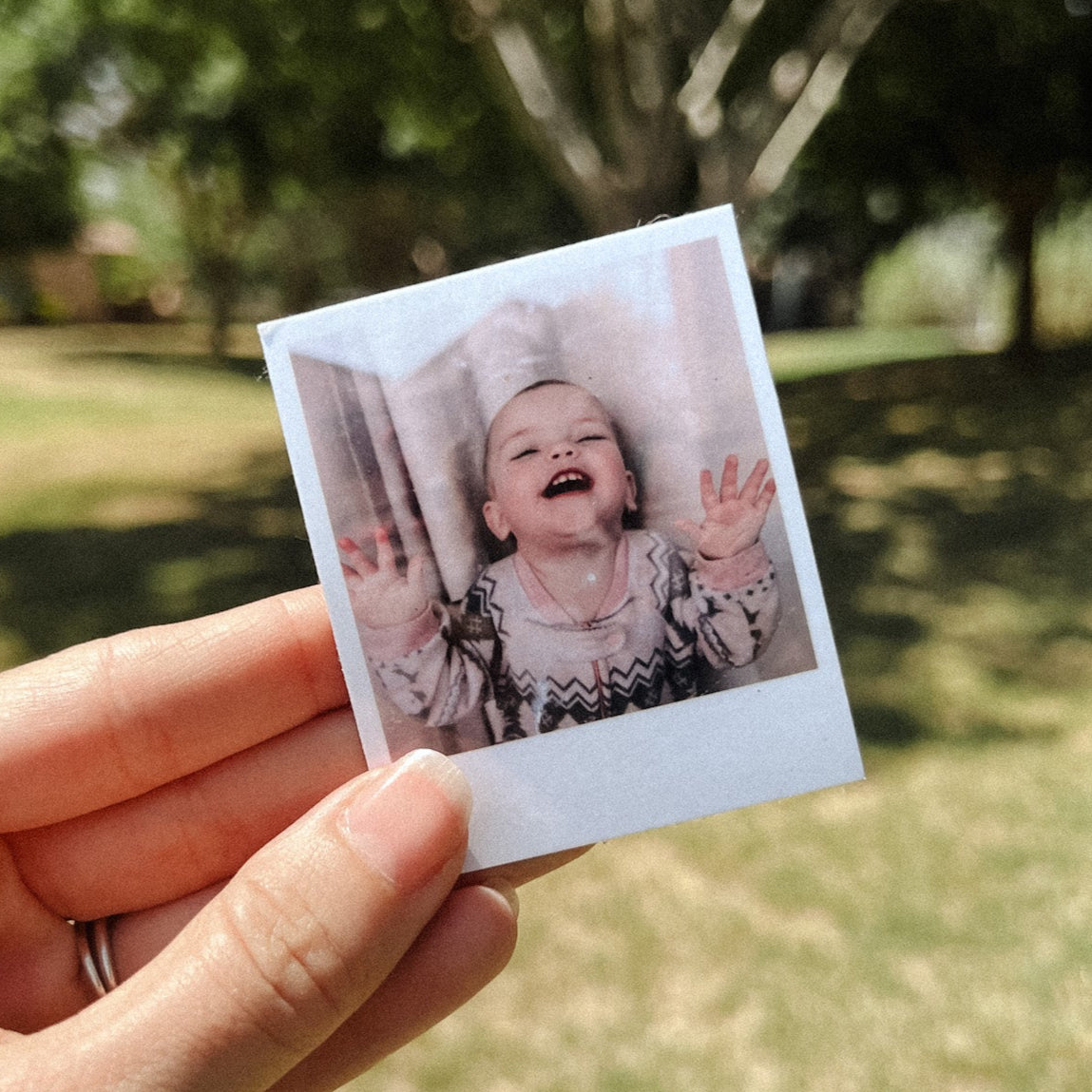 Custom Polaroid Photo Magnets – Personalized Fridge Decor from Your Pictures