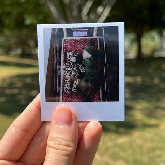 Custom Polaroid Photo Magnets – Personalized Fridge Decor from Your Pictures